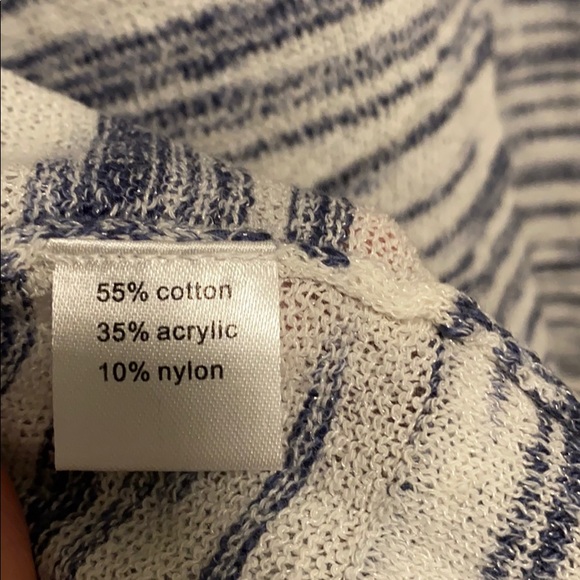 💥💥 SOLD 💥💥 Blue for sale fifth avenue sweater size medium - Picture 4 of 8